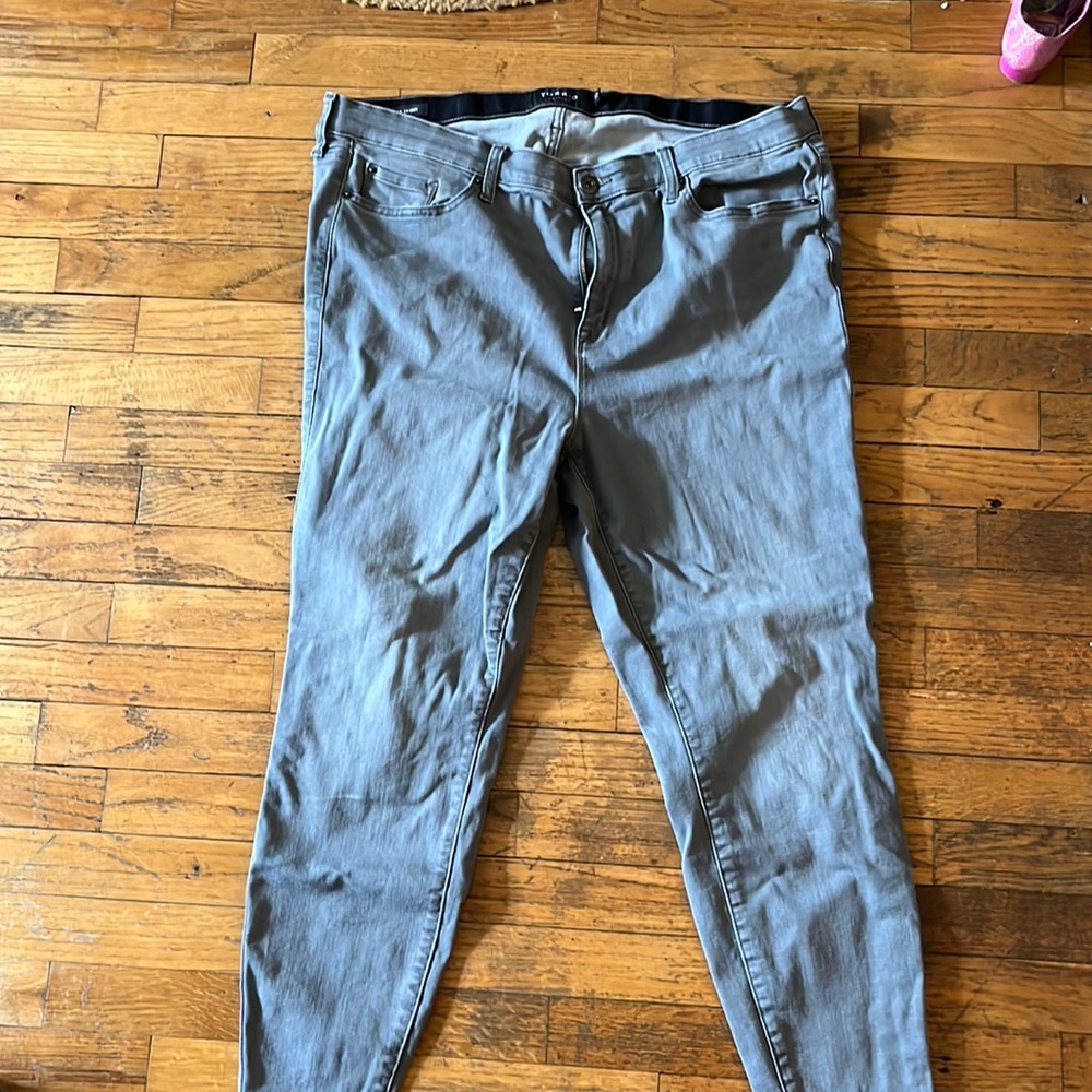 Gray torrid skinny jeans